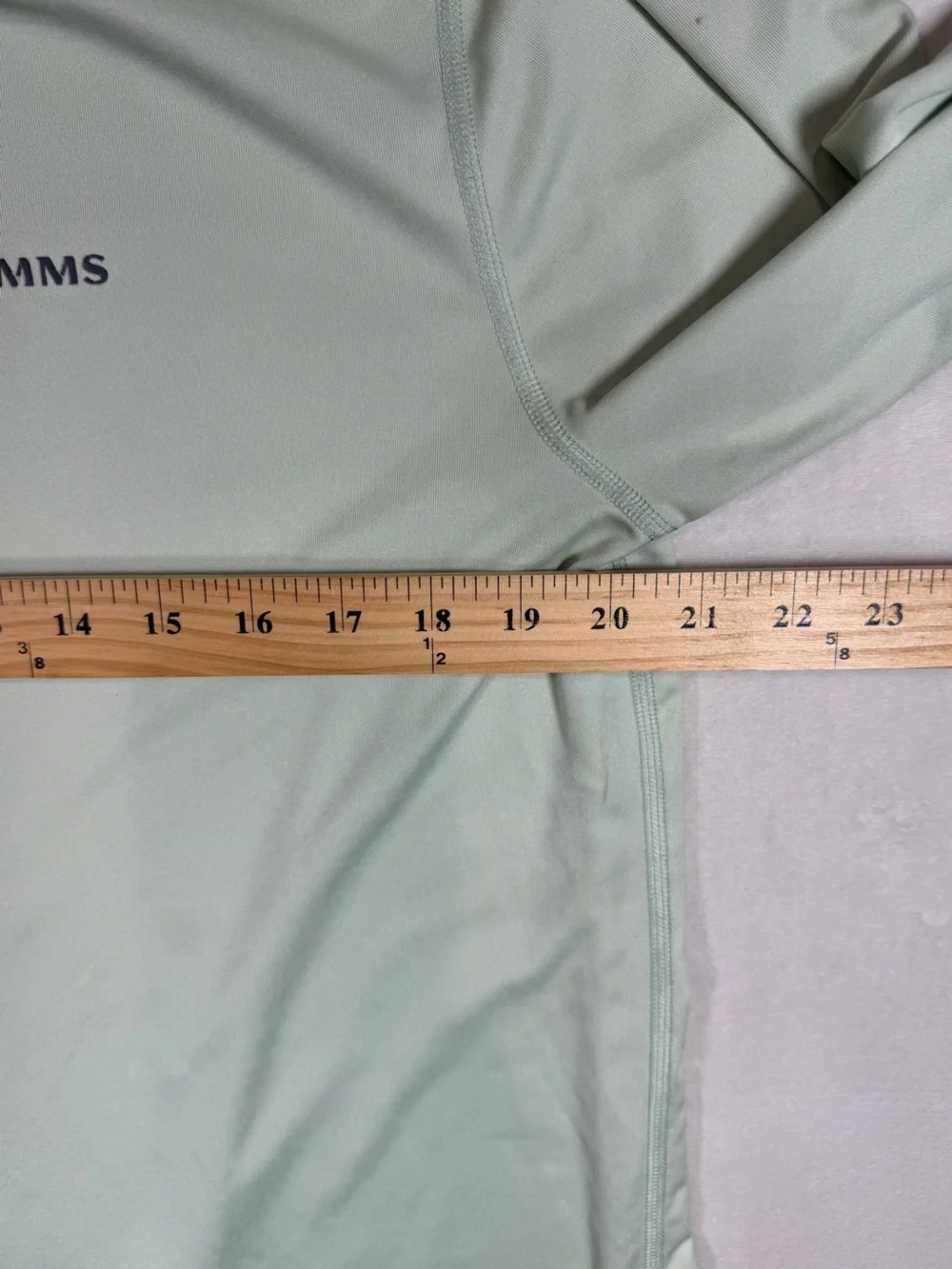 Simms Pale Mint Size Large Performance Long-Sleeve Sweater Fish Logo on Back